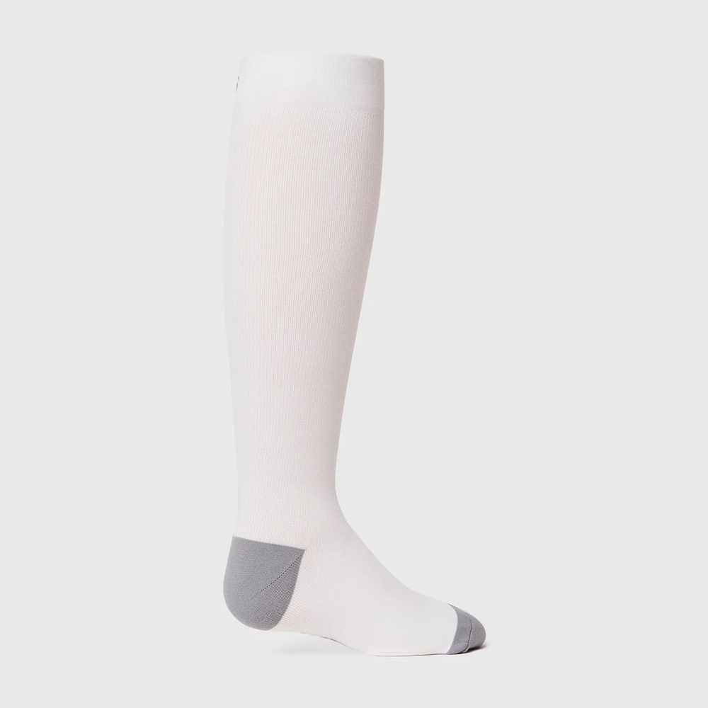 FIGS New White Compression Awesome Socks Small Nursing Healthcare Travel - Picture 3 of 5